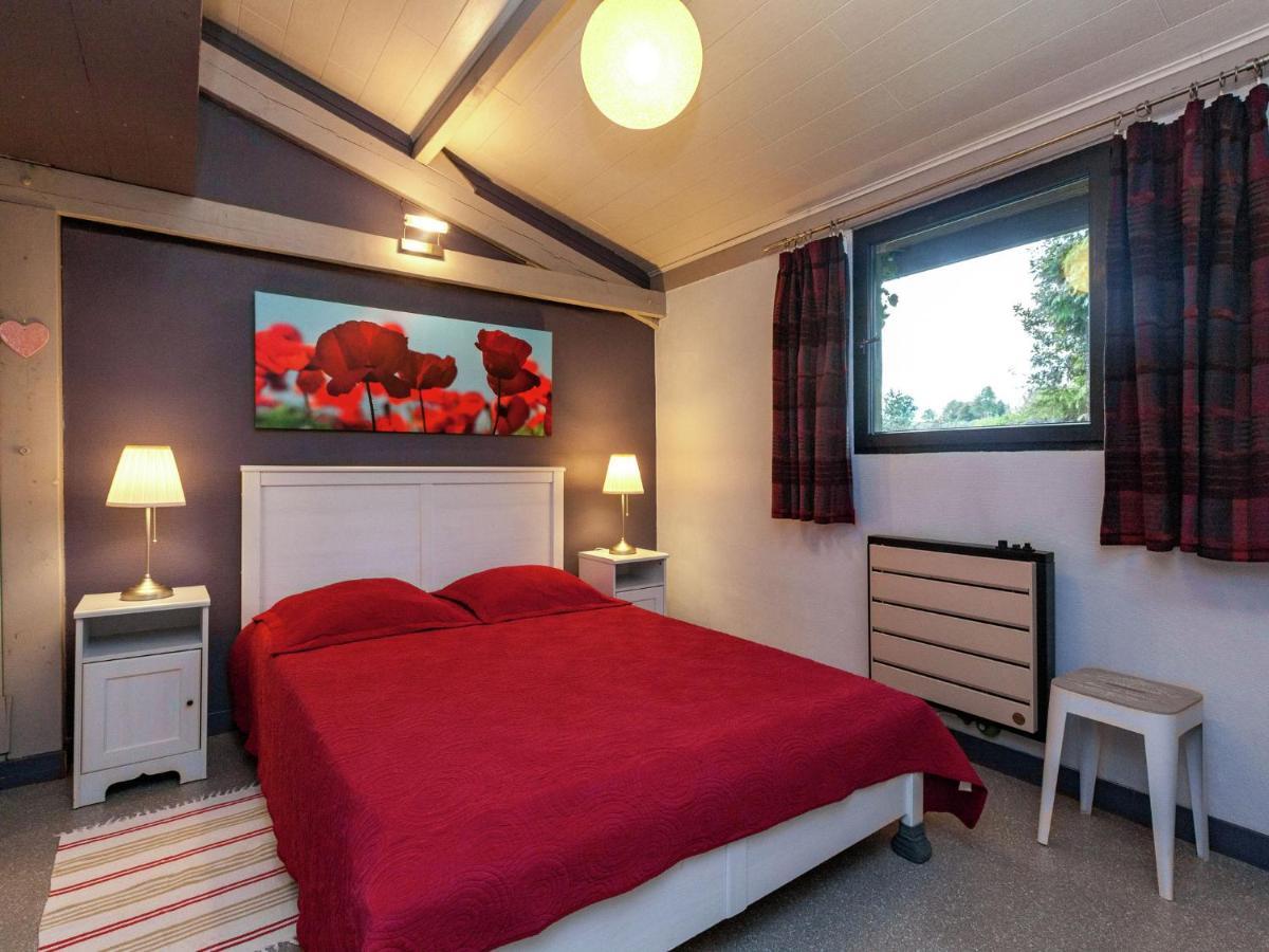 Holiday Home In Malmedy With Terrace Bagian luar foto